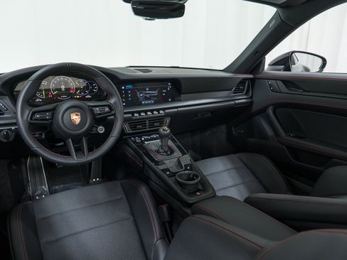 Used 2026 Porsche 911 GT3 image 24