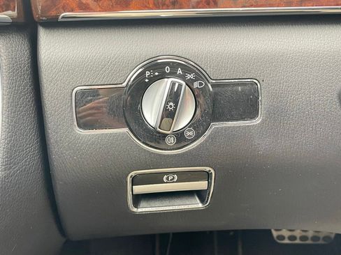Used 2013 Mercedes-Benz S 550 4MATIC image 24
