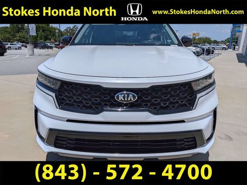 Used 2021 Kia Sorento S FWD image 11