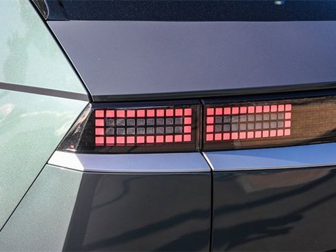 Certified 2024 Hyundai Ioniq 5 SEL image 8