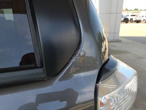 Used 2019 Toyota 4Runner TRD Off-Road AWD/4WD image 21