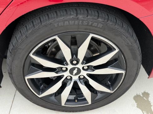 Used 2016 Chevrolet Malibu LT w/ Leather Package FWD image 8