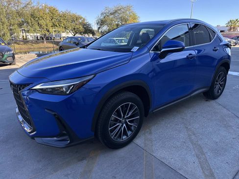 Certified 2025 Lexus NX 250 FWD w/ Premium Package image 7
