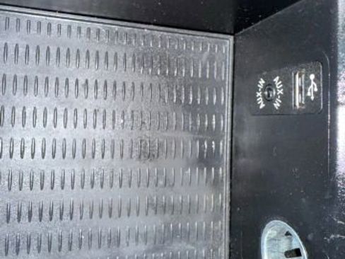 Used 2016 BMW X3 sDrive28i image 38