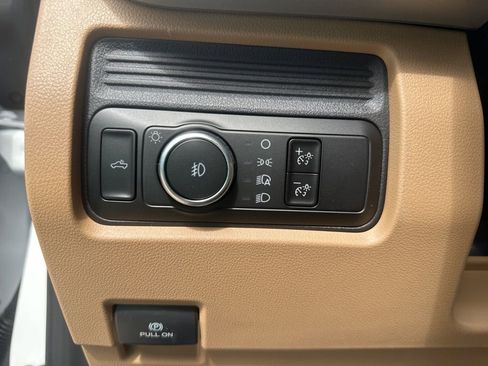 New 2026 Ford F250 XLT image 18