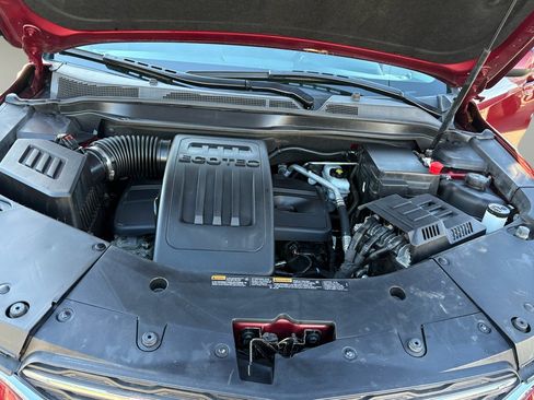 Used 2017 Chevrolet Equinox LT w/ Convenience Package image 30