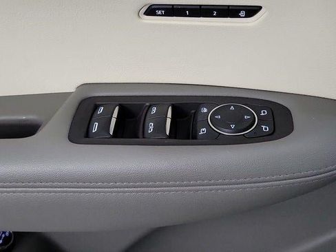 Certified 2024 Cadillac XT6 Premium Luxury FWD image 20
