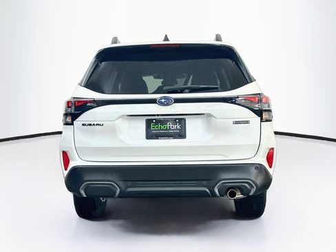 Used 2025 Subaru Forester Limited AWD/4WD image 7