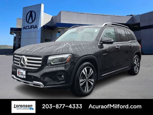 Used 2024 Mercedes-Benz GLB 250 4MATIC image 1