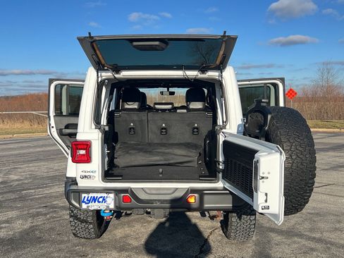 Used 2021 Jeep Wrangler Unlimited Rubicon 4xe w/ Cold Weather Group image 37