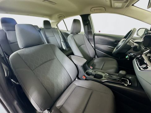 Used 2024 Toyota Corolla LE image 29