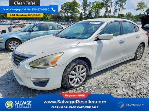 Used 2014 Nissan Altima 2.5 S image 1