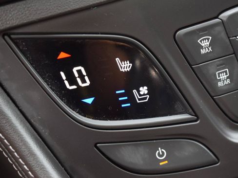 Used 2020 Buick Envision Premium w/ Driver Confidence Package AWD/4WD image 34