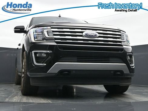 Used 2018 Ford Expedition Max Limited w/ Equipment Group 301A AWD/4WD image 32
