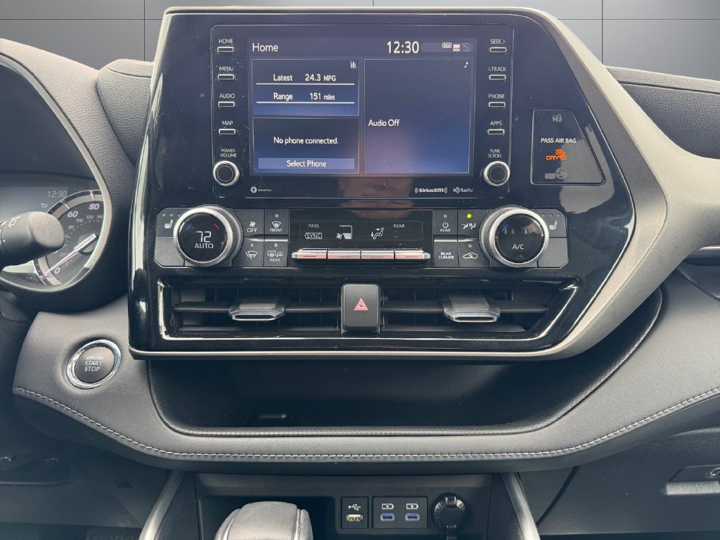 Certified 2022 Toyota Highlander XLE AWD/4WD image 15