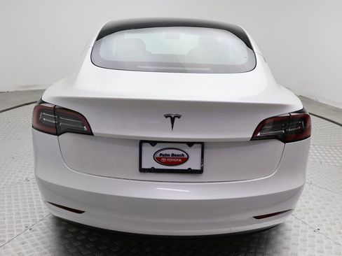 Used 2023 Tesla Model 3 Standard Range image 10