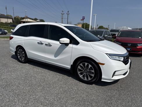Certified 2022 Honda Odyssey EX-L image 2