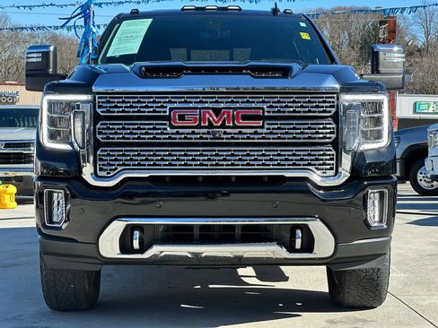 Used 2022 GMC Sierra 2500 Denali w/ Denali Ultimate Package AWD/4WD image 2