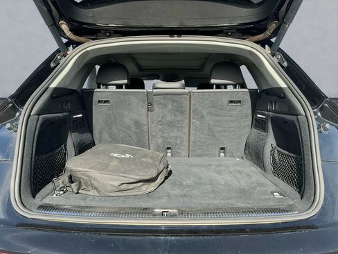 Used 2020 Audi Q5 e Premium Plus w/ Premium Plus Package image 20