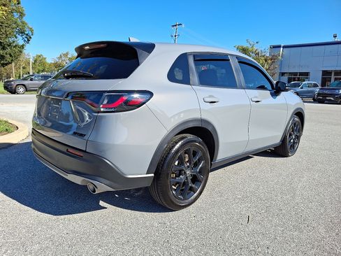 Certified 2025 Honda HR-V Sport image 6