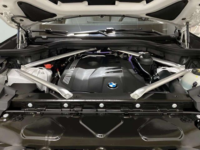 Used 2026 BMW X5 xDrive40i AWD/4WD image 87