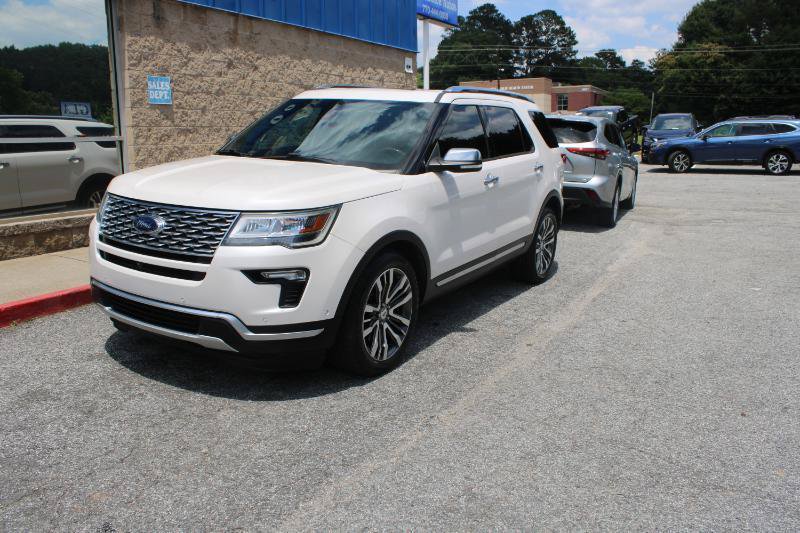 Used 2018 Ford Explorer Platinum AWD/4WD image 3