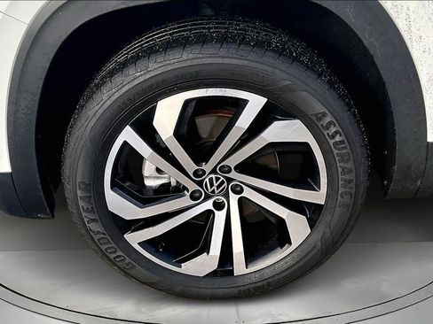 Used 2022 Volkswagen Atlas SEL image 32