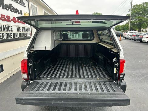 Used 2019 Toyota Tacoma SR RWD image 28