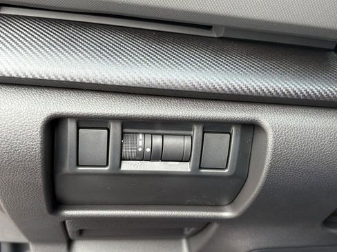 New 2025 Subaru Crosstrek 2.5i Limited w/ Crosstrek Mirror Package image 18