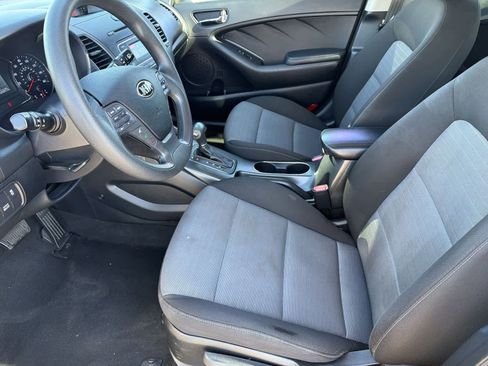 Used 2016 Kia Forte LX image 17