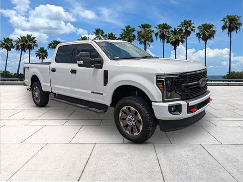 Used 2021 Ford F250 Lariat w/ Lariat Ultimate Package AWD/4WD image 2