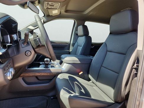 New 2026 GMC Sierra 1500 SLT AWD/4WD image 17