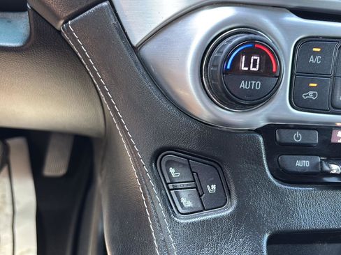 Used 2019 GMC Yukon SLT AWD/4WD image 32