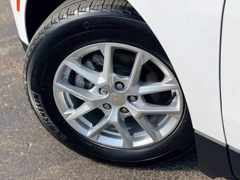 Used 2024 Chevrolet Equinox LS w/ LS Convenience Package FWD image 26