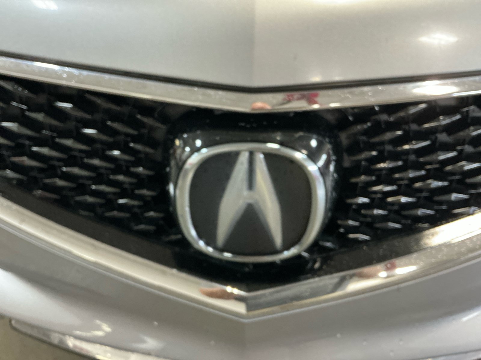 Used 2020 Acura MDX SH-AWD image 23