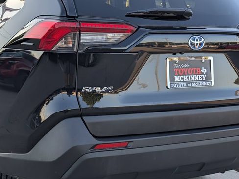 Used 2024 Toyota RAV4 XLE Premium AWD/4WD image 7