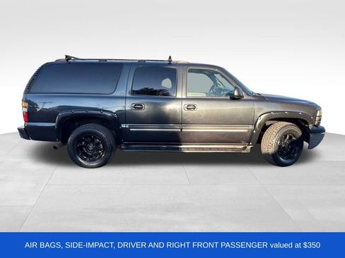 Used 2006 Chevrolet Suburban LT w/ Preferred Equipment Group image 8
