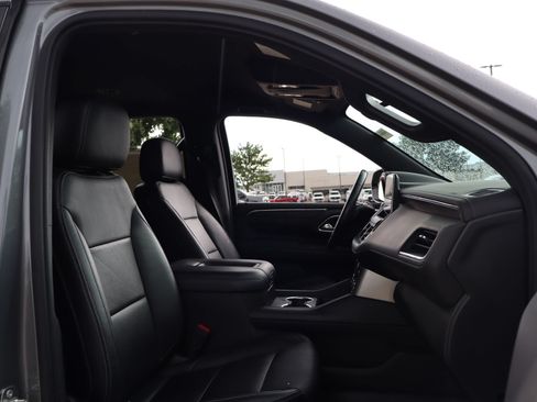 Used 2021 Chevrolet Tahoe LS w/ Driver Alert Package RWD image 32