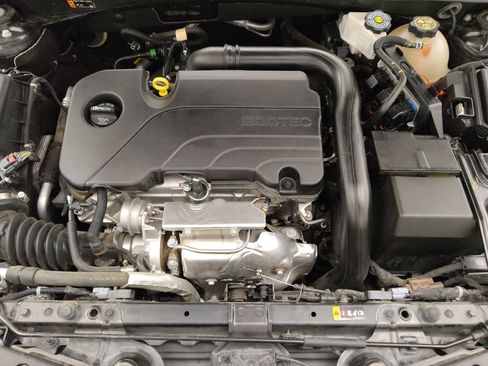 Used 2024 Chevrolet Malibu LT FWD image 30
