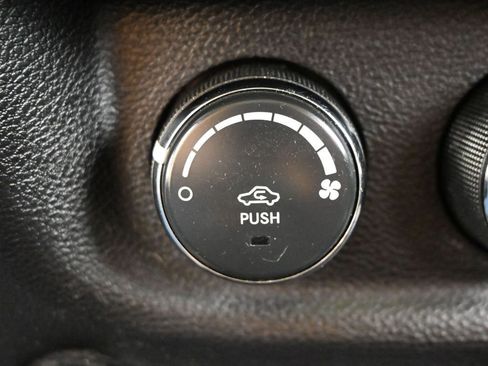 Used 2013 Jeep Wrangler Sport image 21