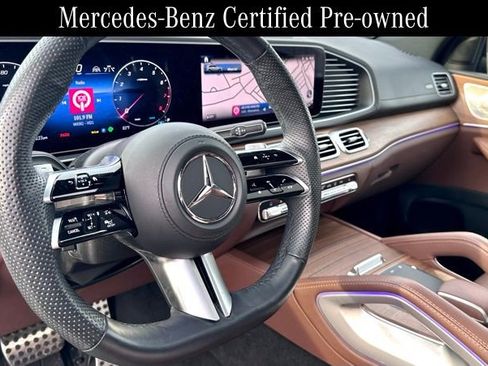 Used 2024 Mercedes-Benz GLS 450 4MATIC image 11