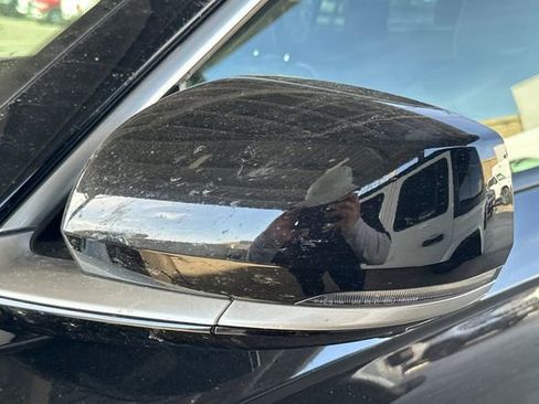 Used 2023 Jeep Grand Cherokee Summit w/ Luxury Tech Group V image 8