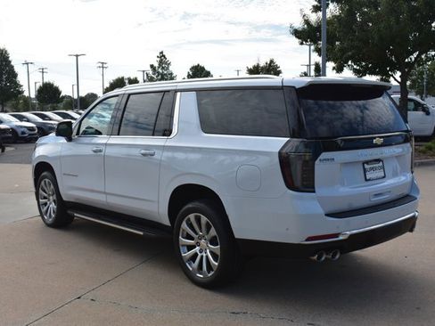 New 2026 Chevrolet Suburban Premier w/ Sun And Tow Package image 8