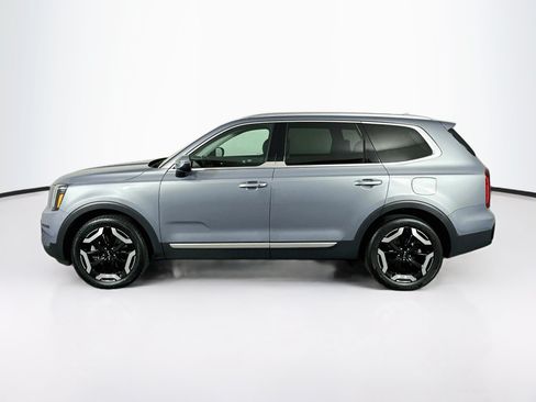 Used 2025 Kia Telluride S FWD image 4