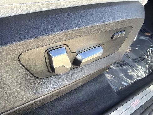 Used 2023 BMW X5 xDrive40i image 12