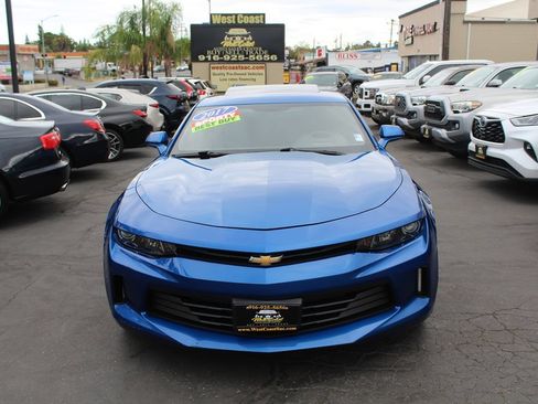 Used 2017 Chevrolet Camaro LT RWD image 3