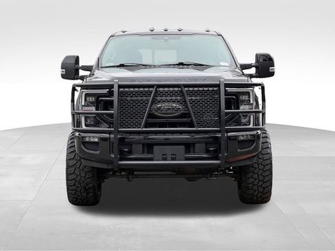 Used 2021 Ford F250 Lariat AWD/4WD image 8