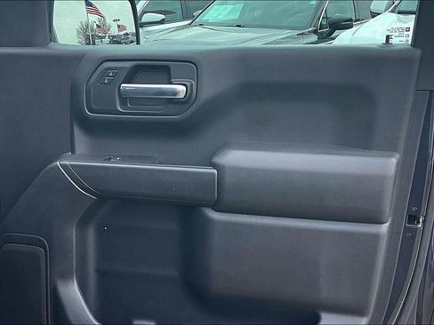 Used 2024 Chevrolet Silverado 1500 Custom Trail Boss image 25