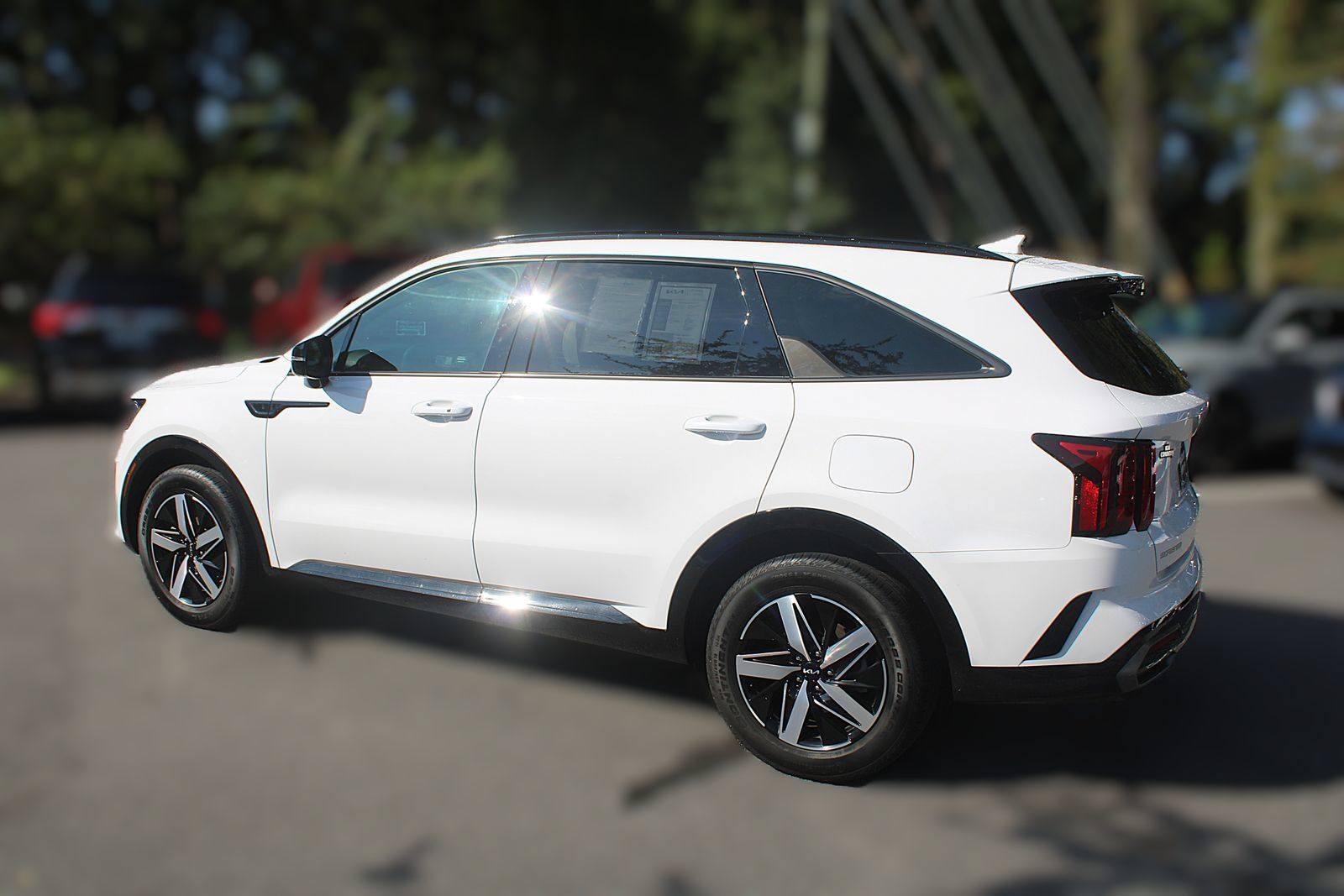 Certified 2023 Kia Sorento S w/ Panoramic Sunroof Package FWD image 6