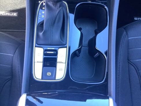 Certified 2025 Hyundai Santa Cruz SE image 36